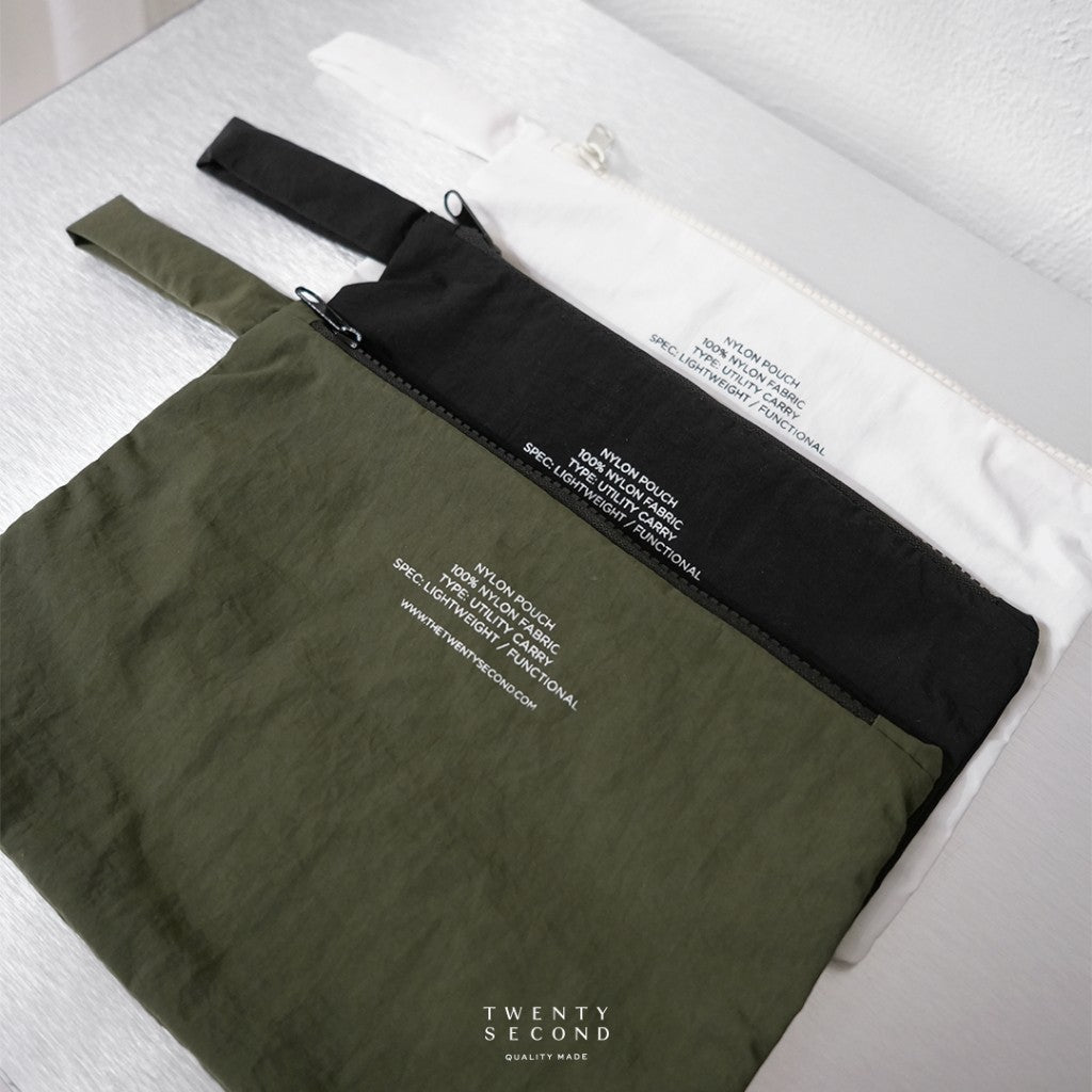 NYLON POUCH - BLACK