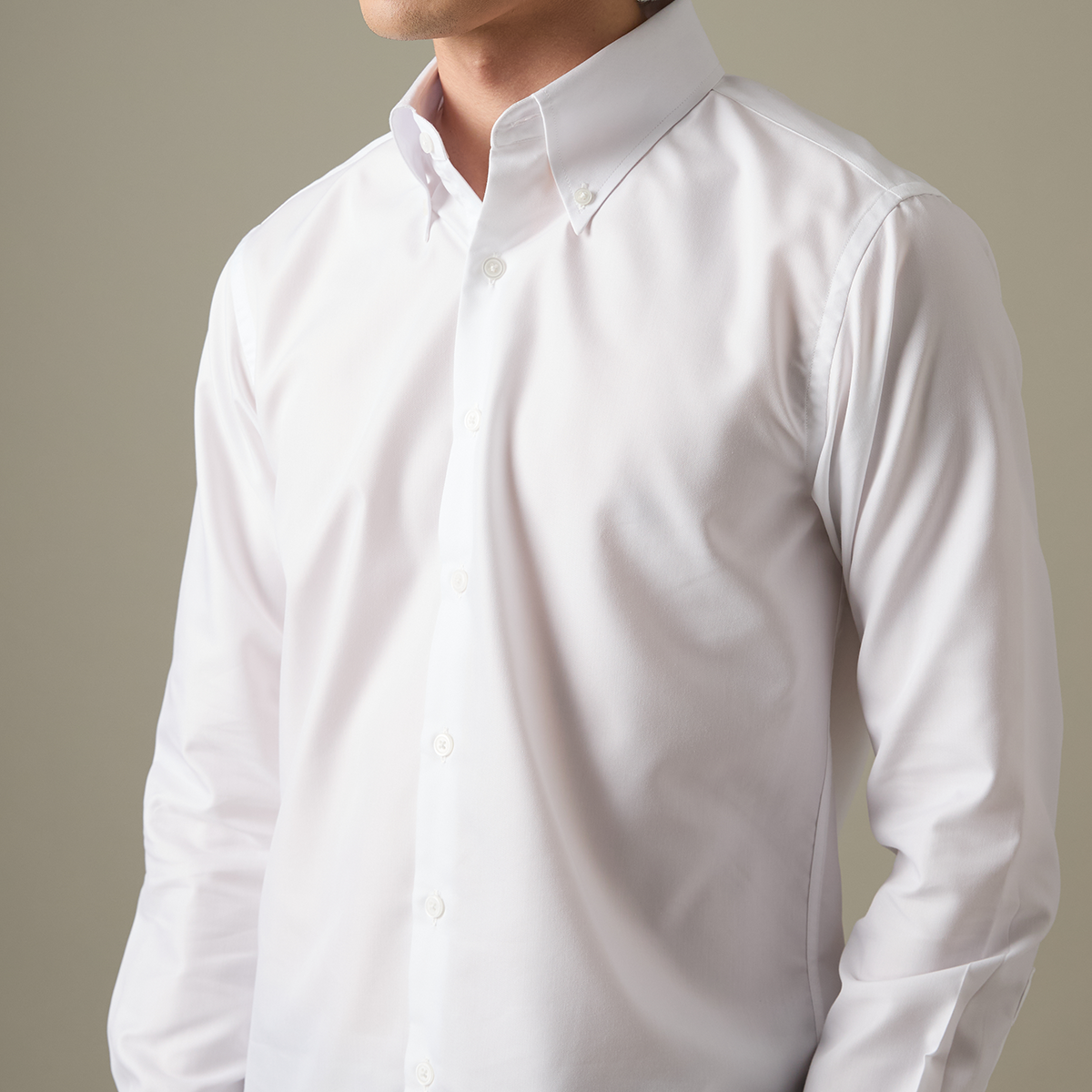 WRINKLE FREE BTD SHIRT - WHITE (Slim Fit)
