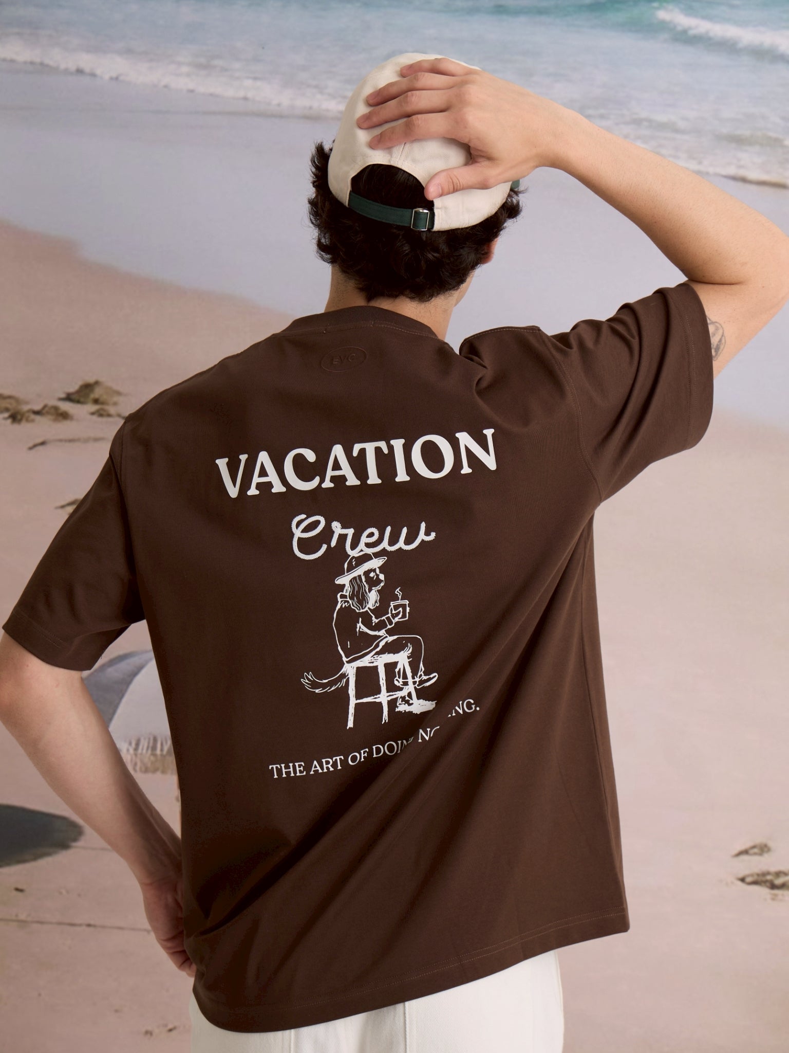 EVC VACATION CREW TEE - BROWN
