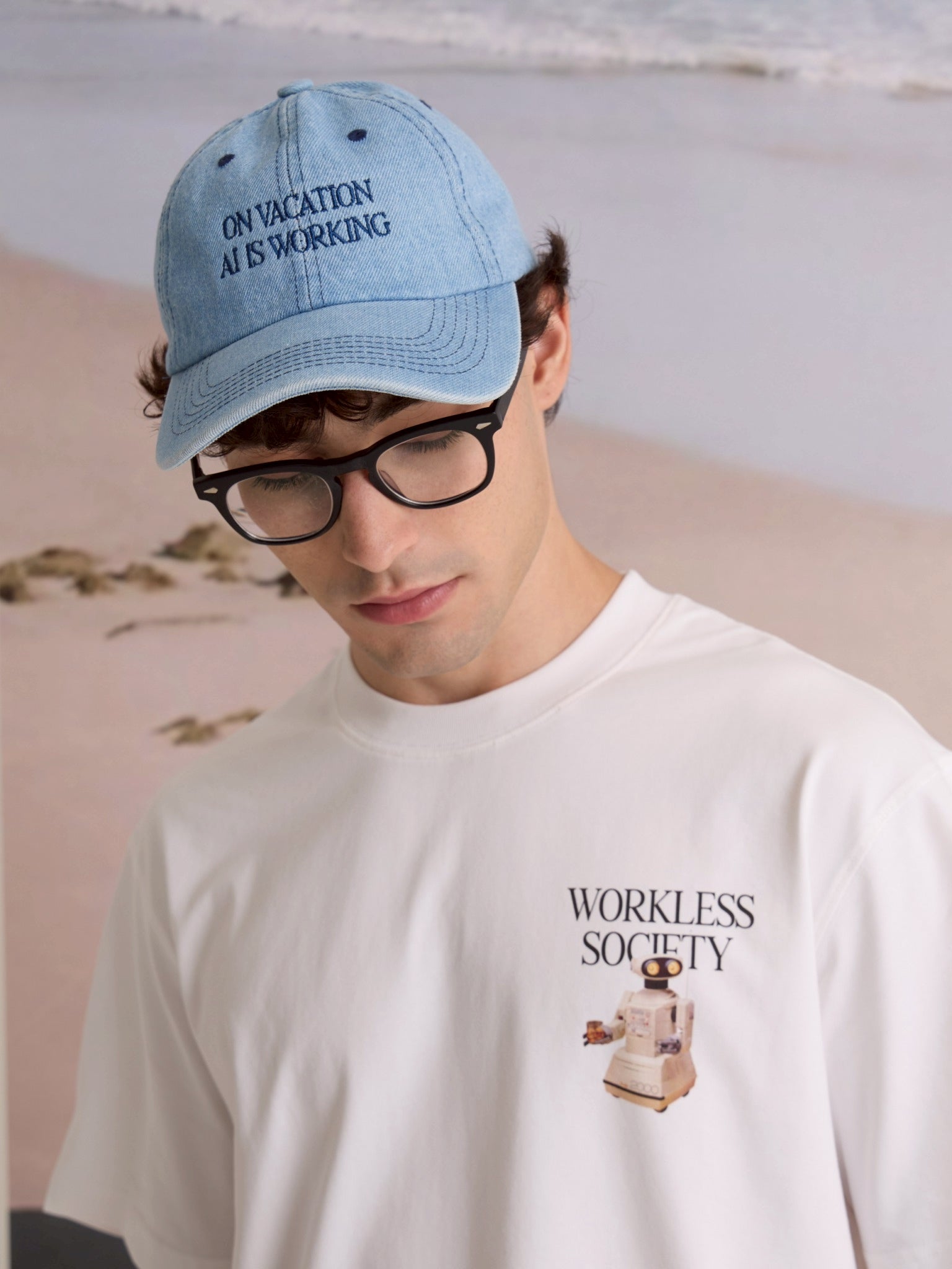 EVC AI IS WORKING TEE - WHITE