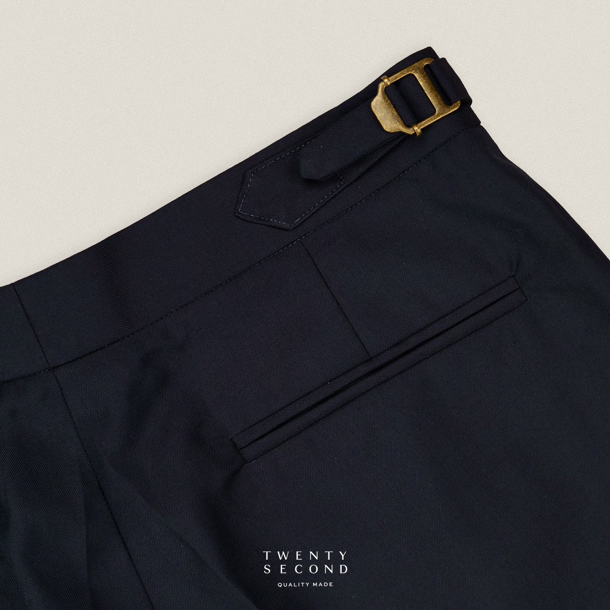CLASSIC PLEATED TROUSERS - NAVY