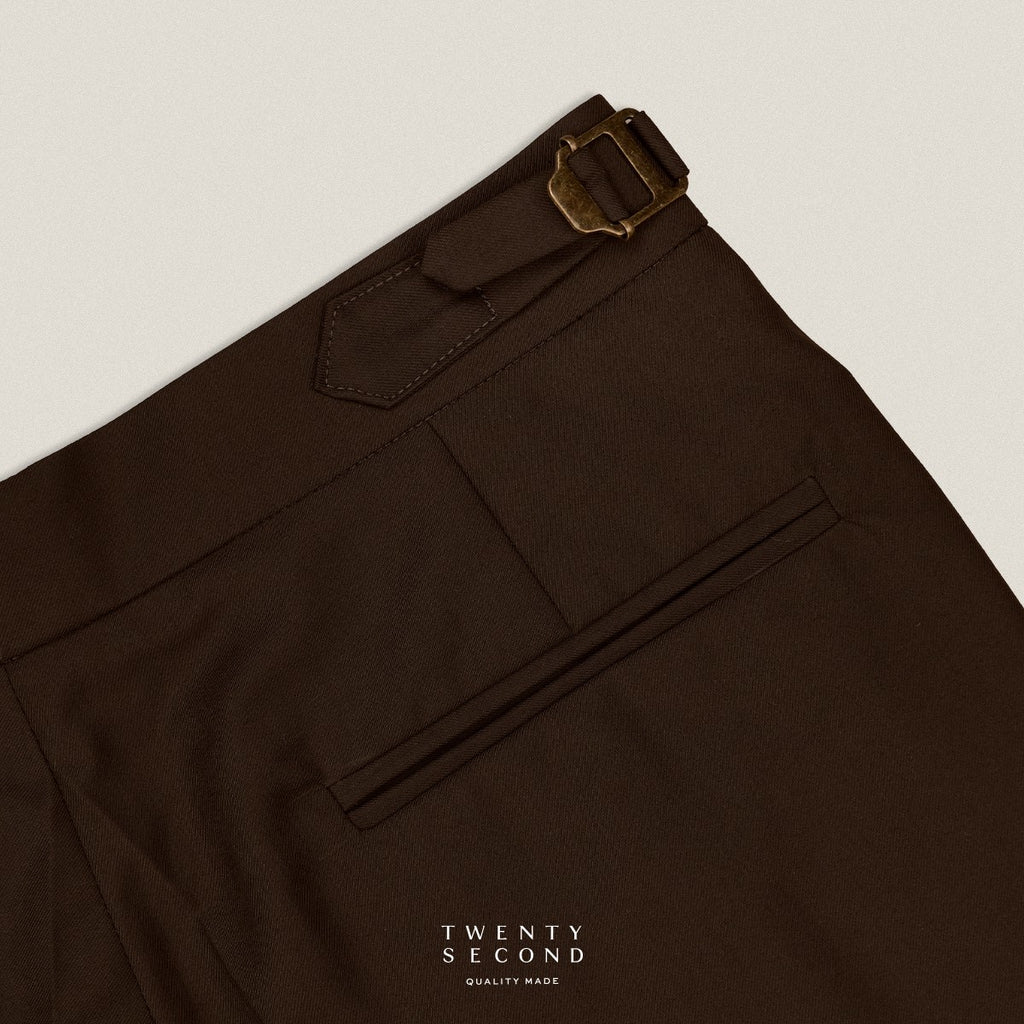 CLASSIC PLEATED TROUSERS - BROWN