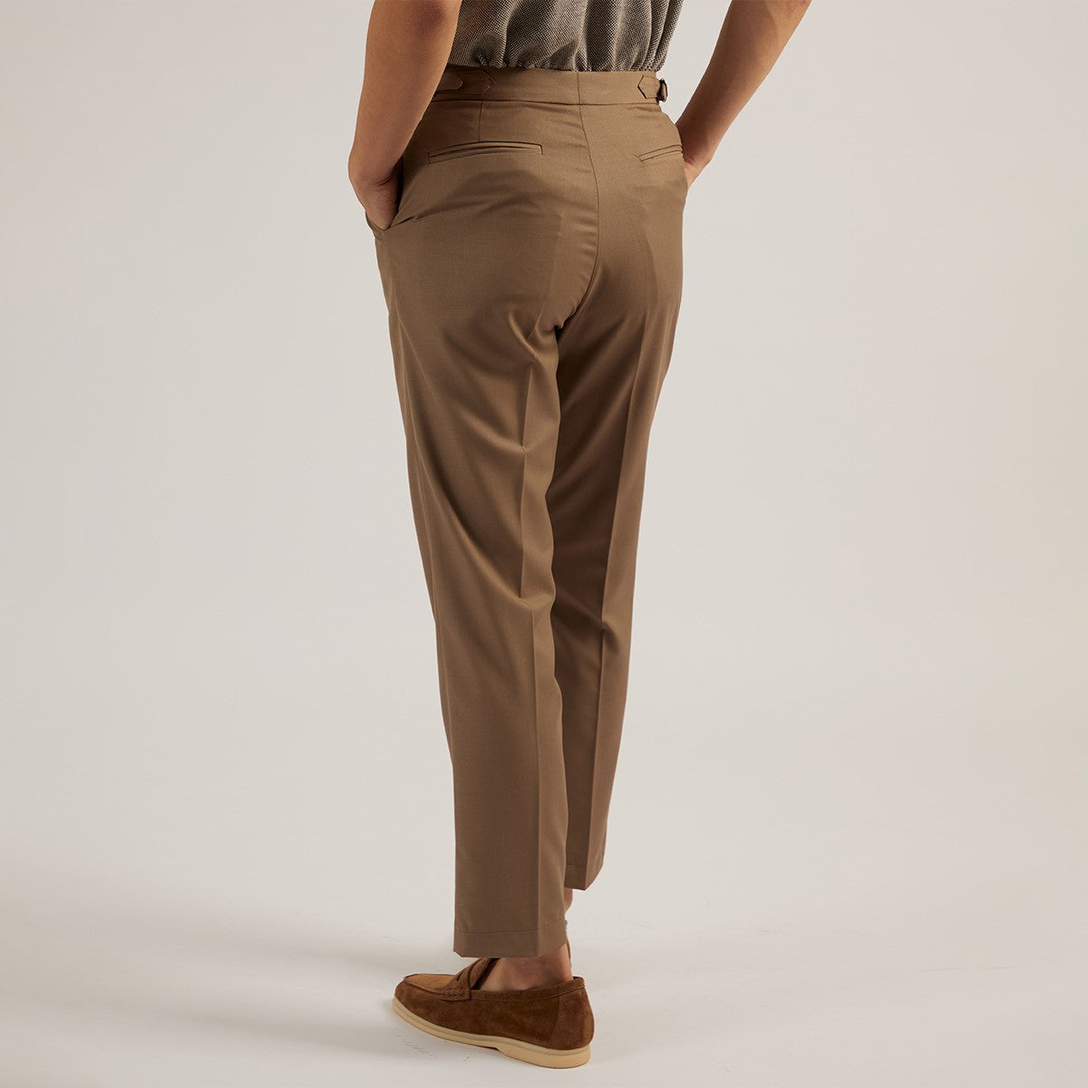 CLASSIC PLEATED TROUSERS - KHAKI