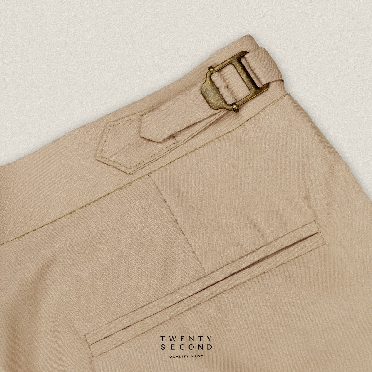 CLASSIC PLEATED TROUSERS - BEIGE