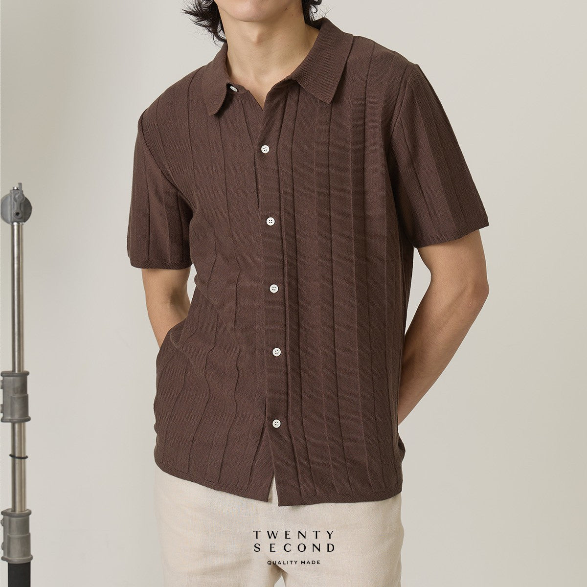 TATE SHORT SLEEVES KNIT SHIRT - BROWN