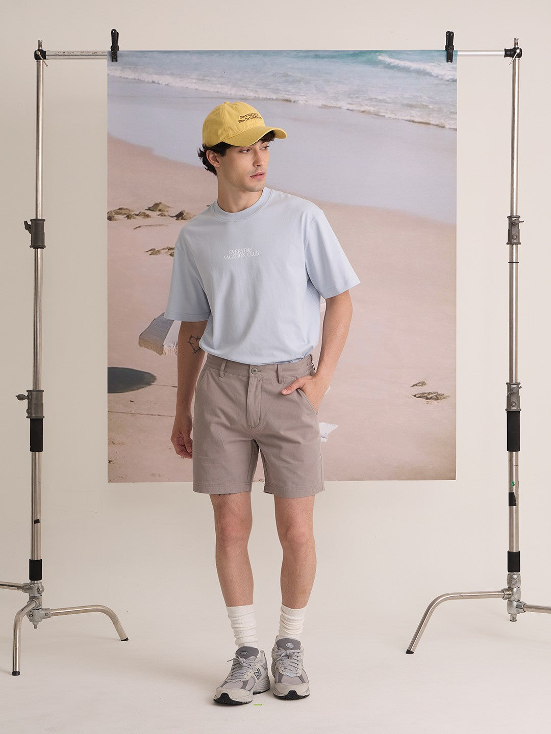 CITY CHINO SHORTS - GREY
