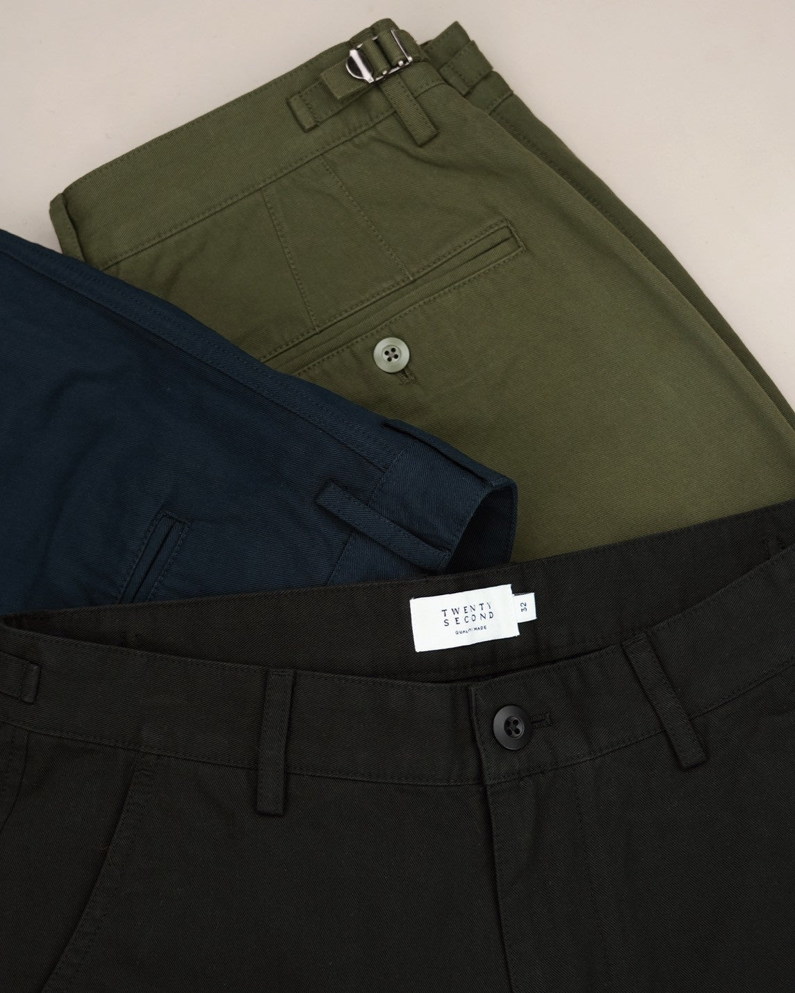 CITY CHINO SHORTS - OLIVE