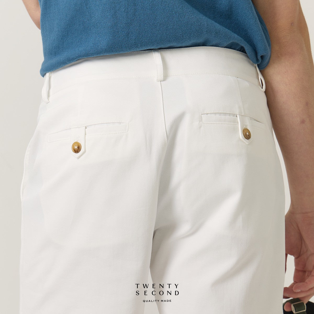 URBAN CHINO SHORTS - WHITE