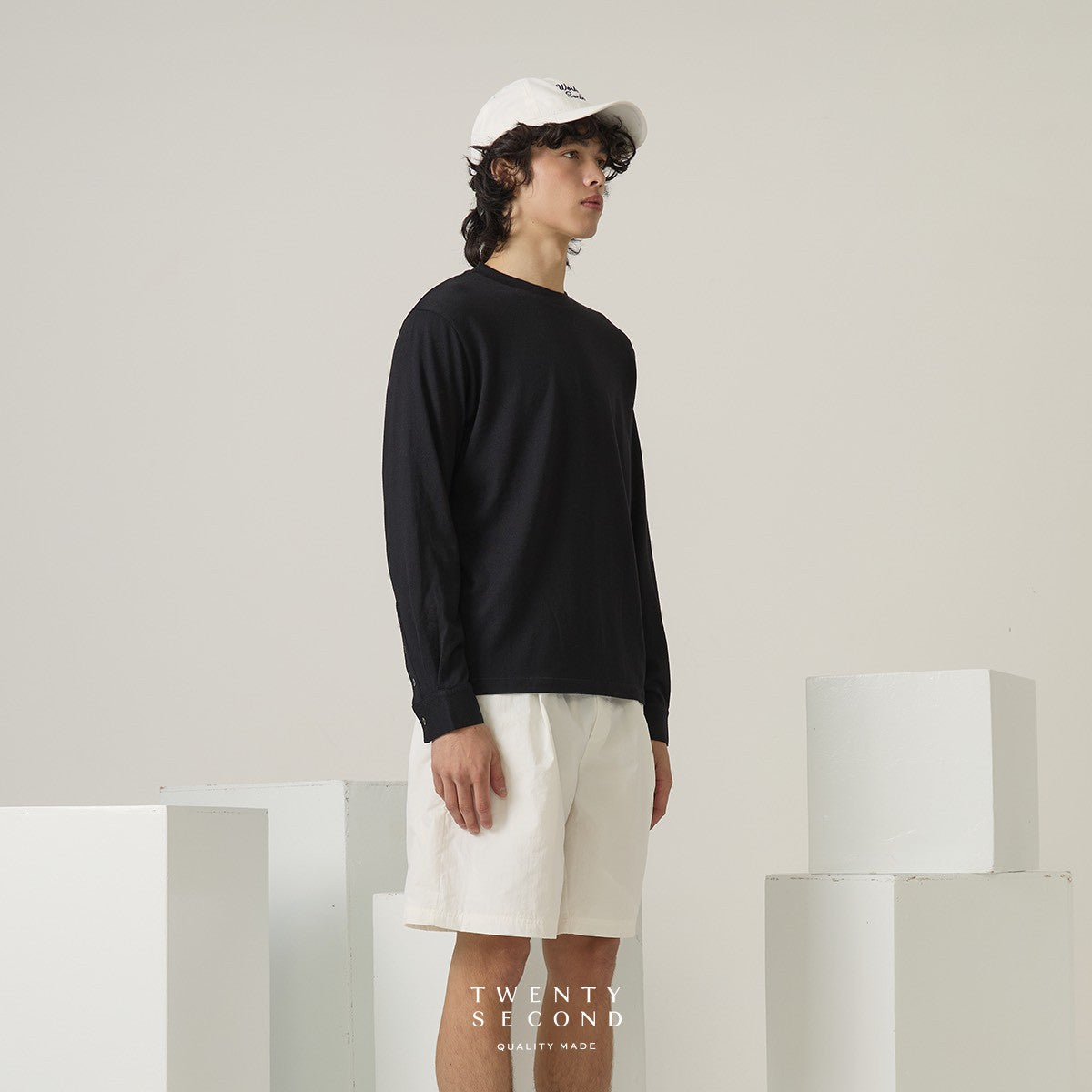 OLIVER LONG SLEEVES TEE - BLACK