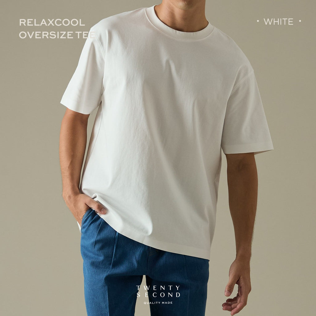RELAXCOOL SEAMLESS OVERSIZED TEE - WHITE