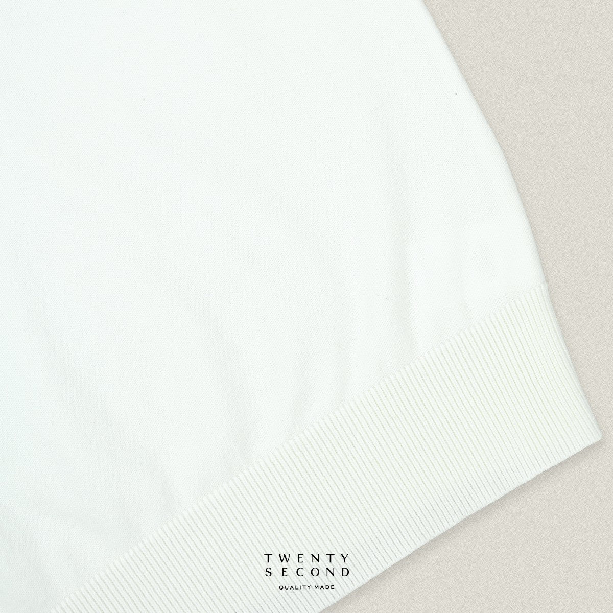 SHELBY KNIT TEE - WHITE