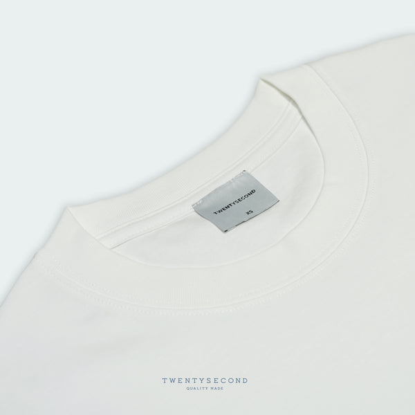 RELAXCOOL SEAMLESS OVERSIZED TEE - WHITE