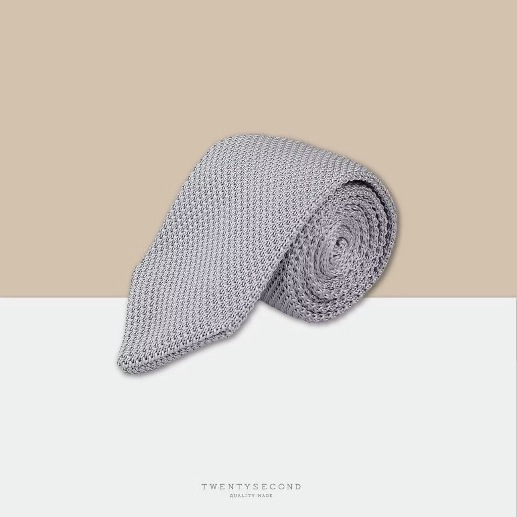 KNIT NECKTIE