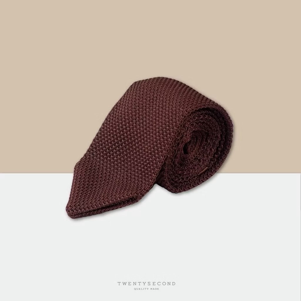 KNIT NECKTIE