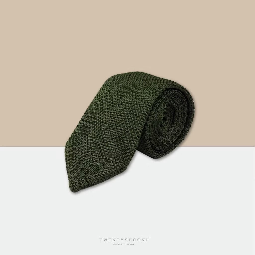 KNIT NECKTIE