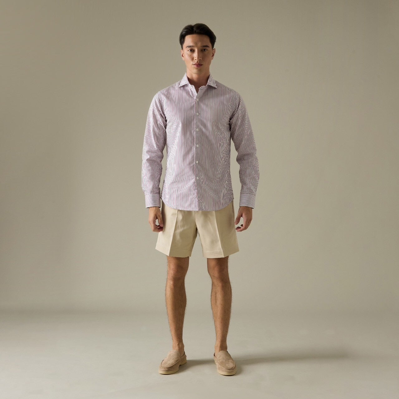 JOSH SINGLE PLEAT SHORTS - BEIGE