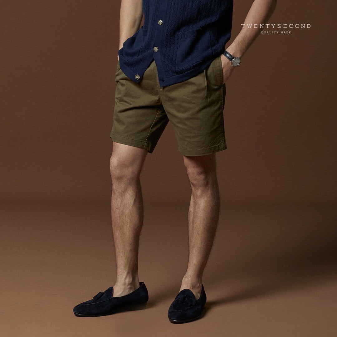 ARDEN PLEATED SHORTS - OLIVE