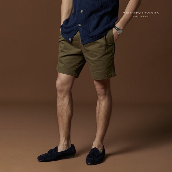 ARDEN PLEATED SHORTS - OLIVE