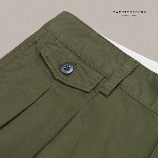 ARDEN PLEATED SHORTS - OLIVE