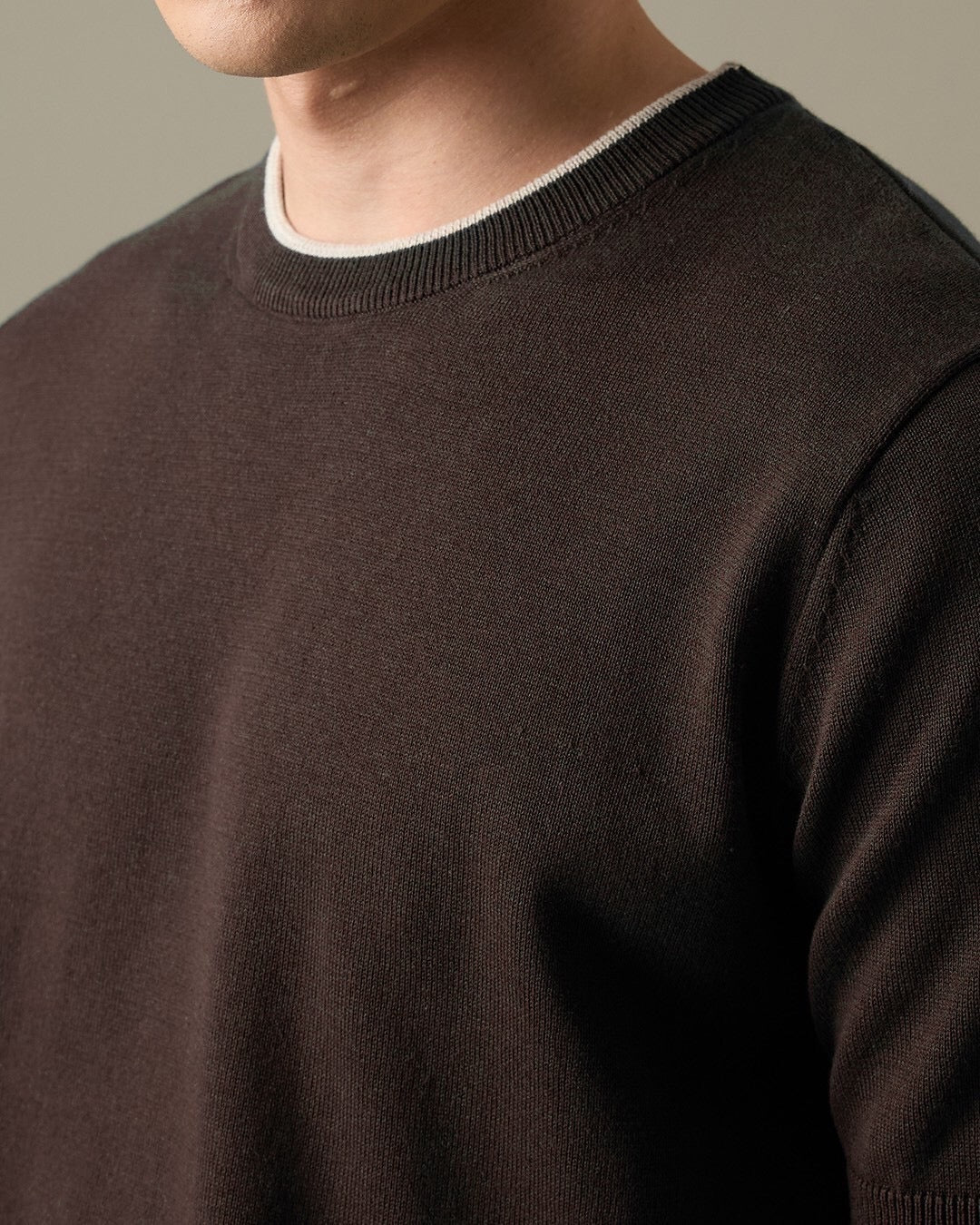CARSON KNIT TEE - BROWN