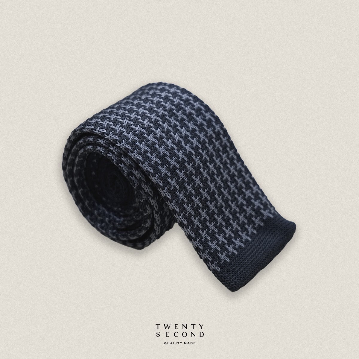 KNIT NECKTIE
