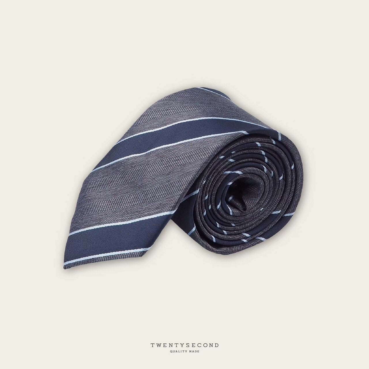 STRIPE PATTERN NECKTIE