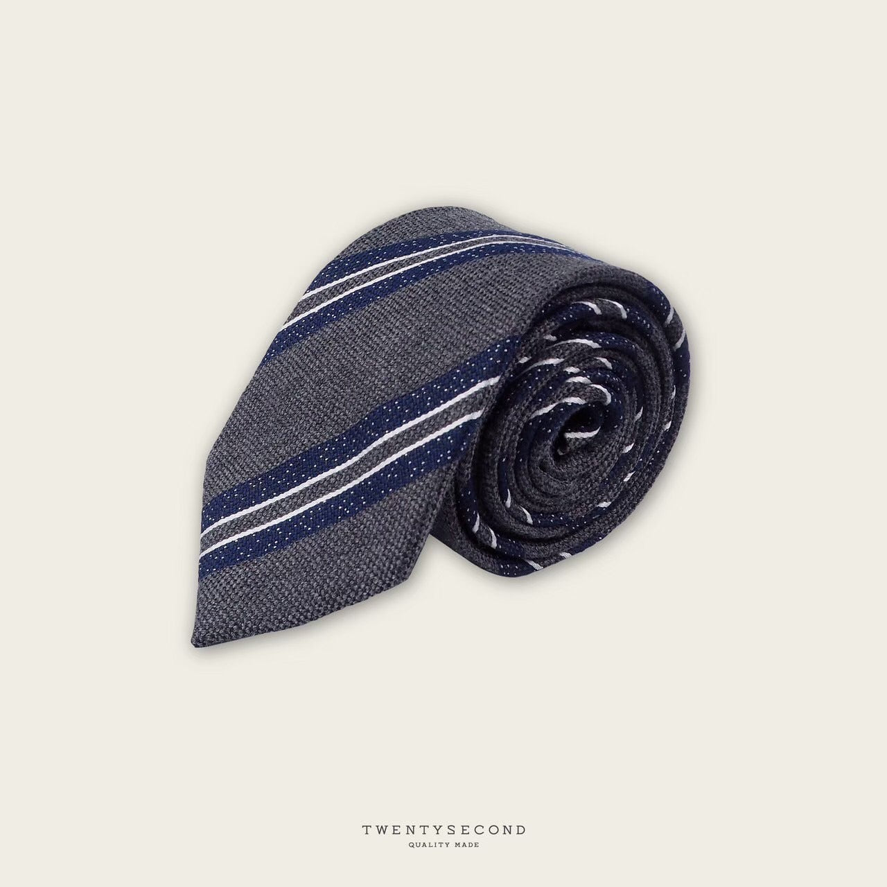 STRIPE PATTERN NECKTIE
