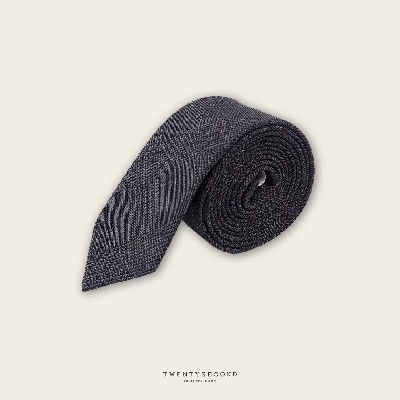 STRIPE PATTERN NECKTIE