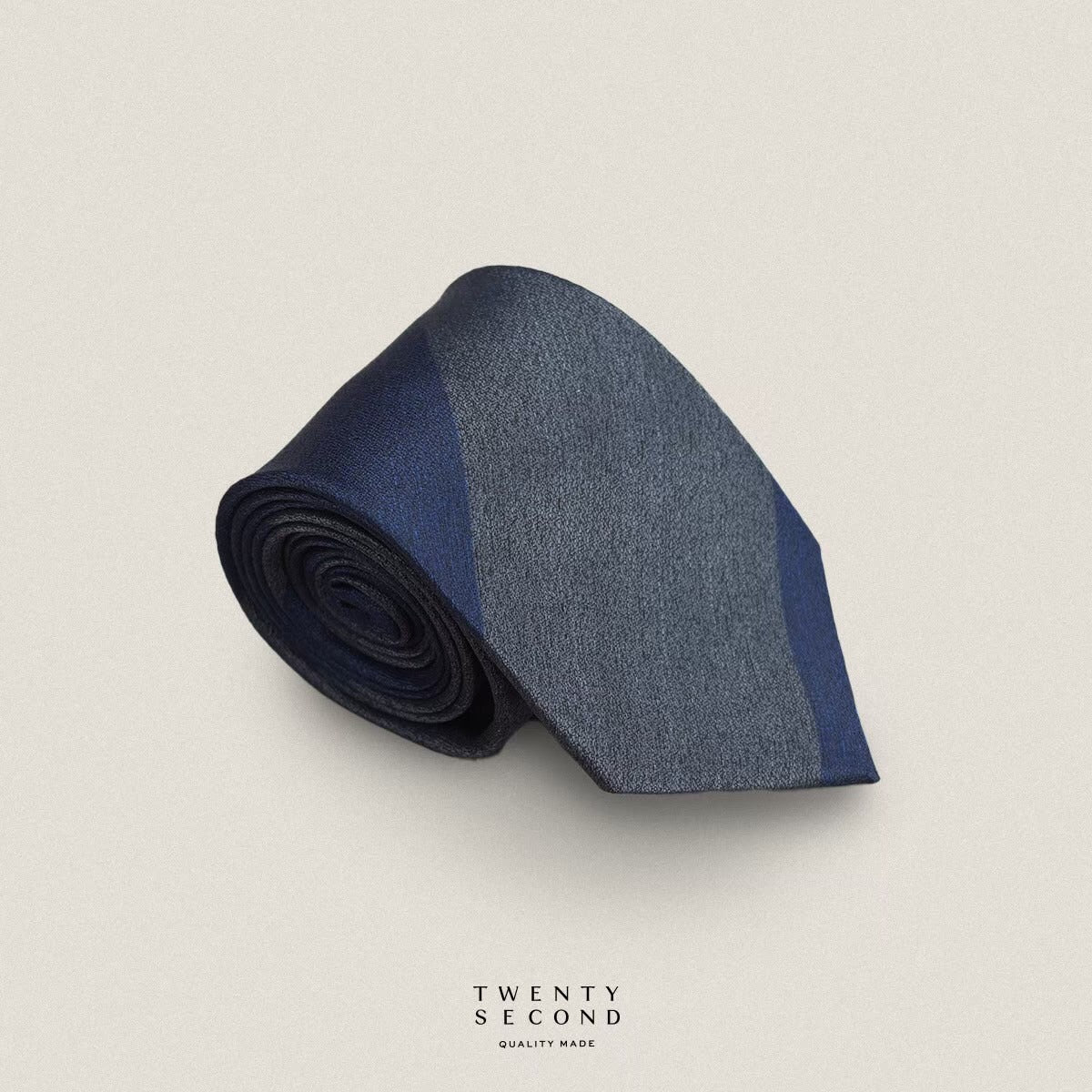 STRIPE PATTERN NECKTIE