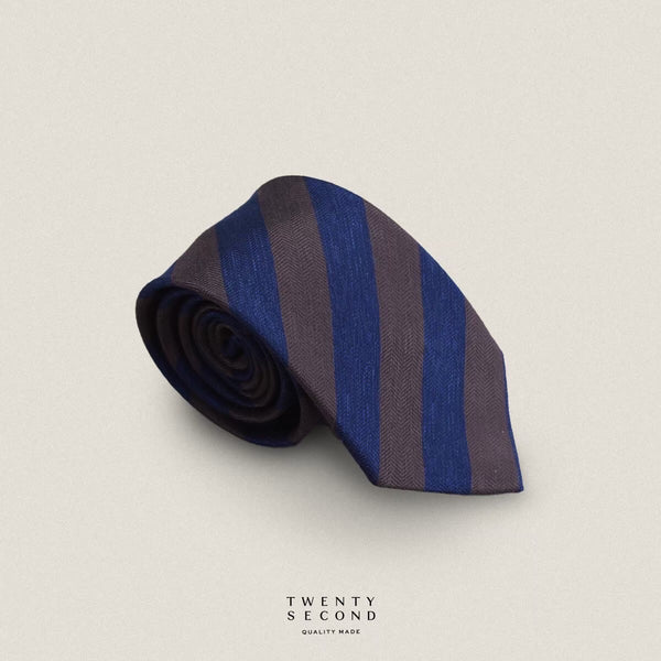 STRIPE PATTERN NECKTIE
