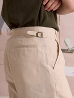 PLEATED LINEN SHORTS - BEIGE
