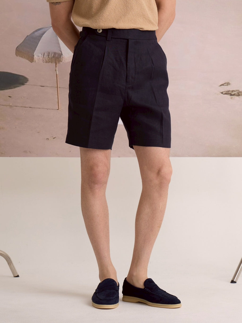 PLEATED LINEN SHORTS - NAVY