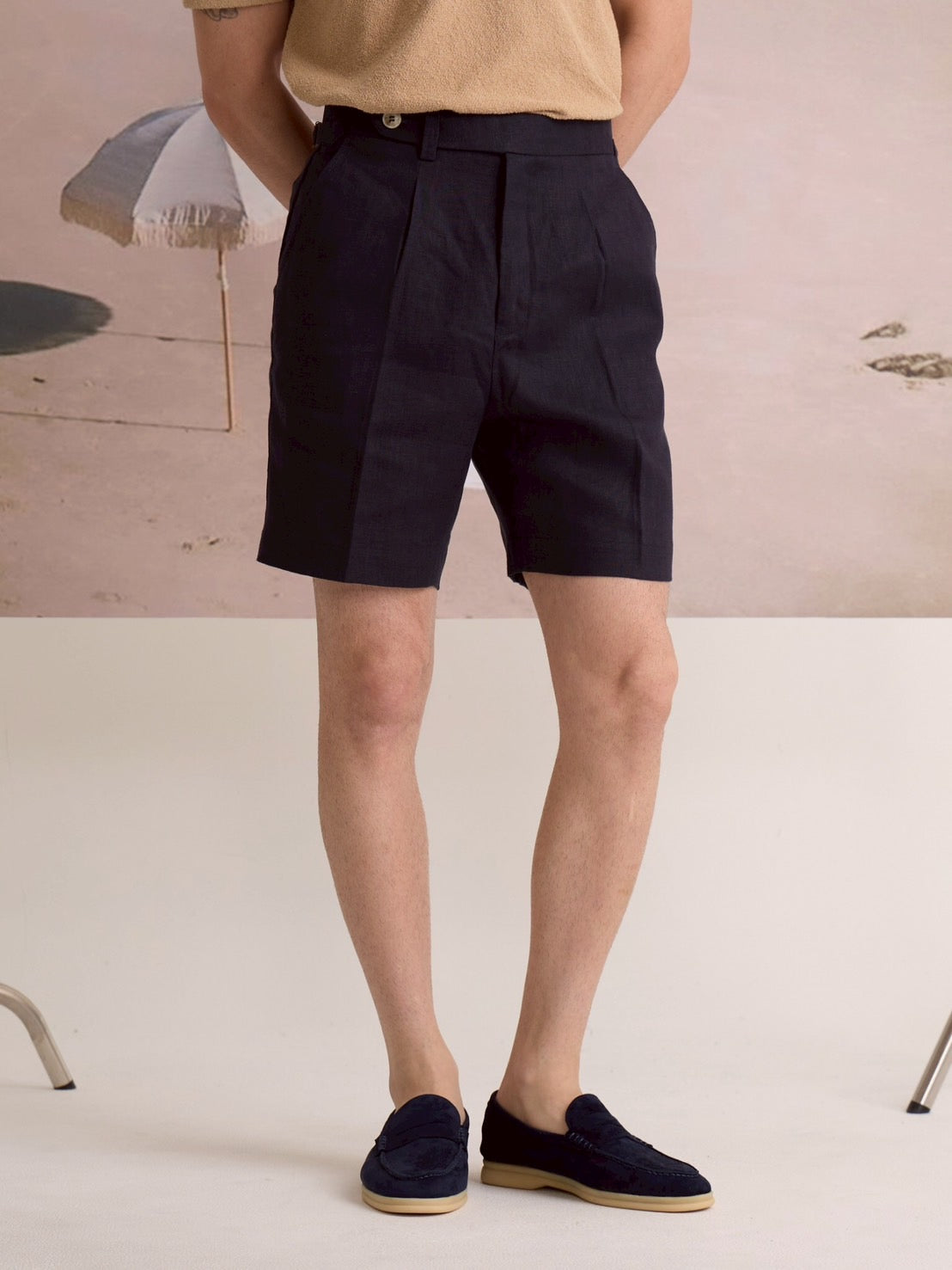 PLEATED LINEN SHORTS - NAVY