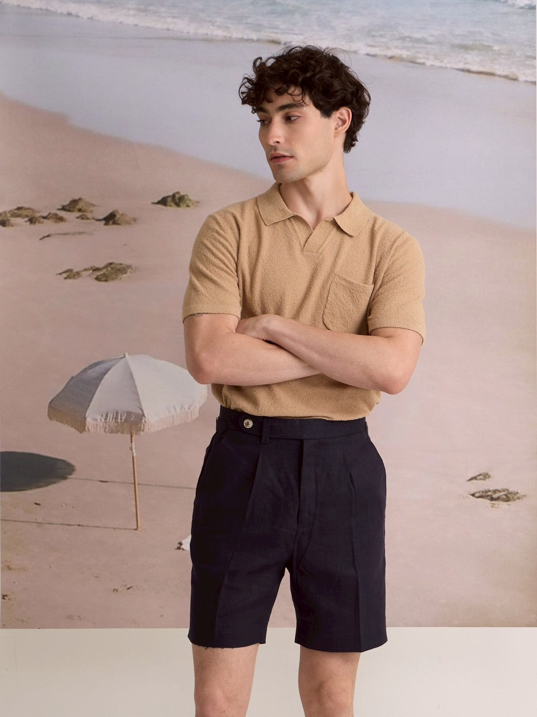PLEATED LINEN SHORTS - NAVY