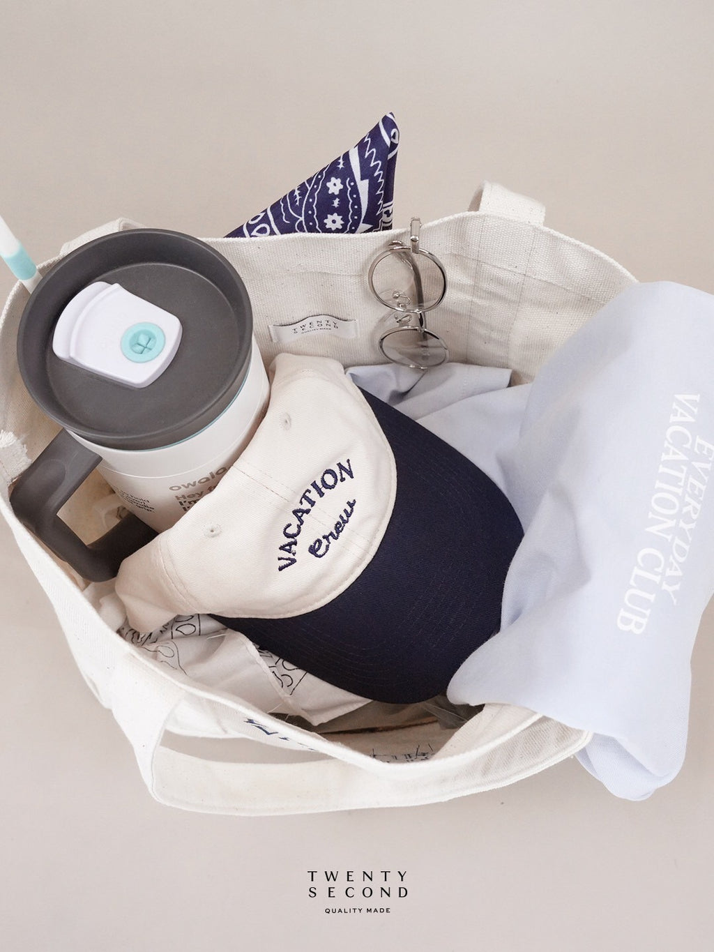 EVERYDAY VACATION CLUB TOTE BAG - WHITE