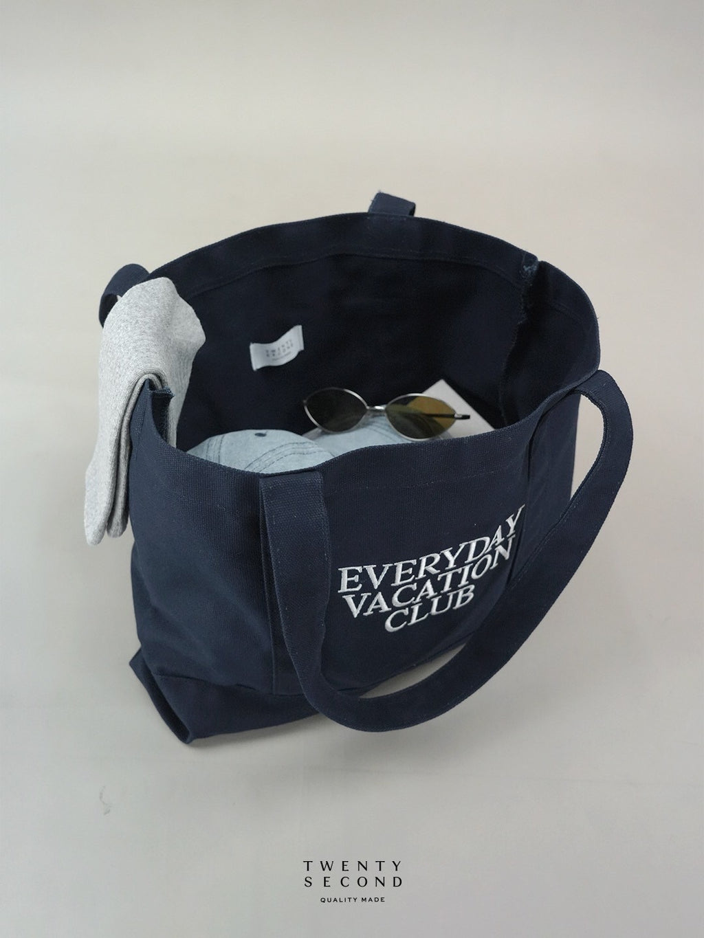 EVERYDAY VACATION CLUB TOTE BAG - NAVY