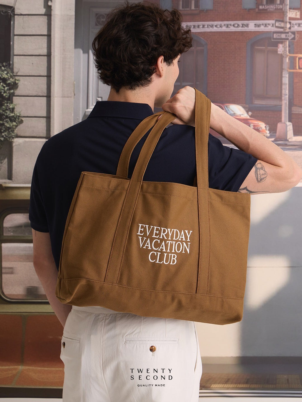 EVERYDAY VACATION CLUB TOTE BAG - KHAKI