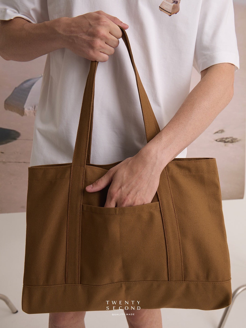 EVERYDAY VACATION CLUB TOTE BAG - KHAKI