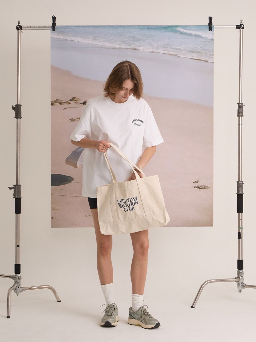 EVERYDAY VACATION CLUB TOTE BAG - WHITE
