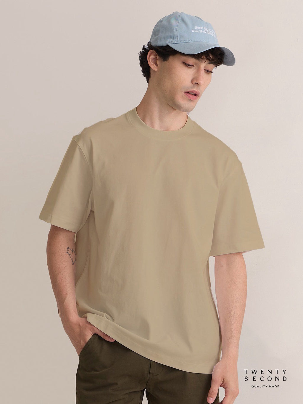 ESSENTIAL TEE - KHAKI
