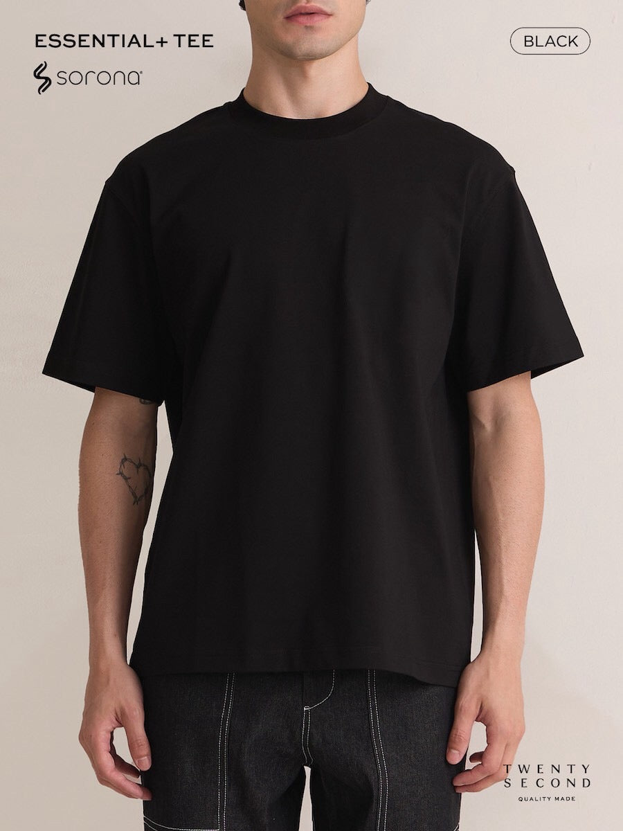 ESSENTIAL  TEE - BLACK