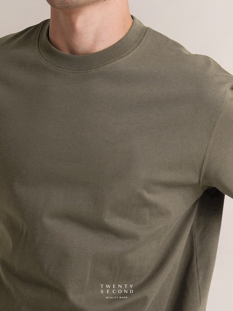 ESSENTIAL  TEE - OLIVE