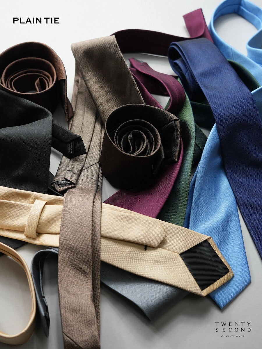 TIE PLAIN ll NECKTIE