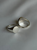 MARBELLA - OVAL SIGNET LITE RING