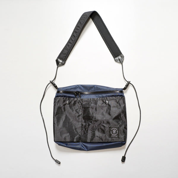 OR THIS WAY. SACOCHE NYLON 70D - NAVY